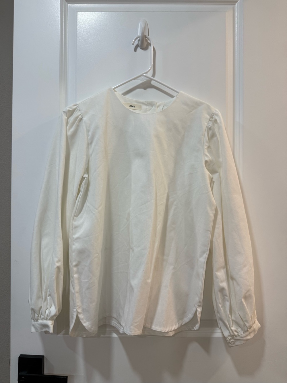 Women's Cream Long-Sleeve Blouse - Classic Crewneck